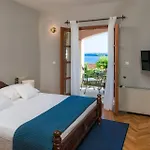 Villa Silversea In Hvar Infinity Heated Pool