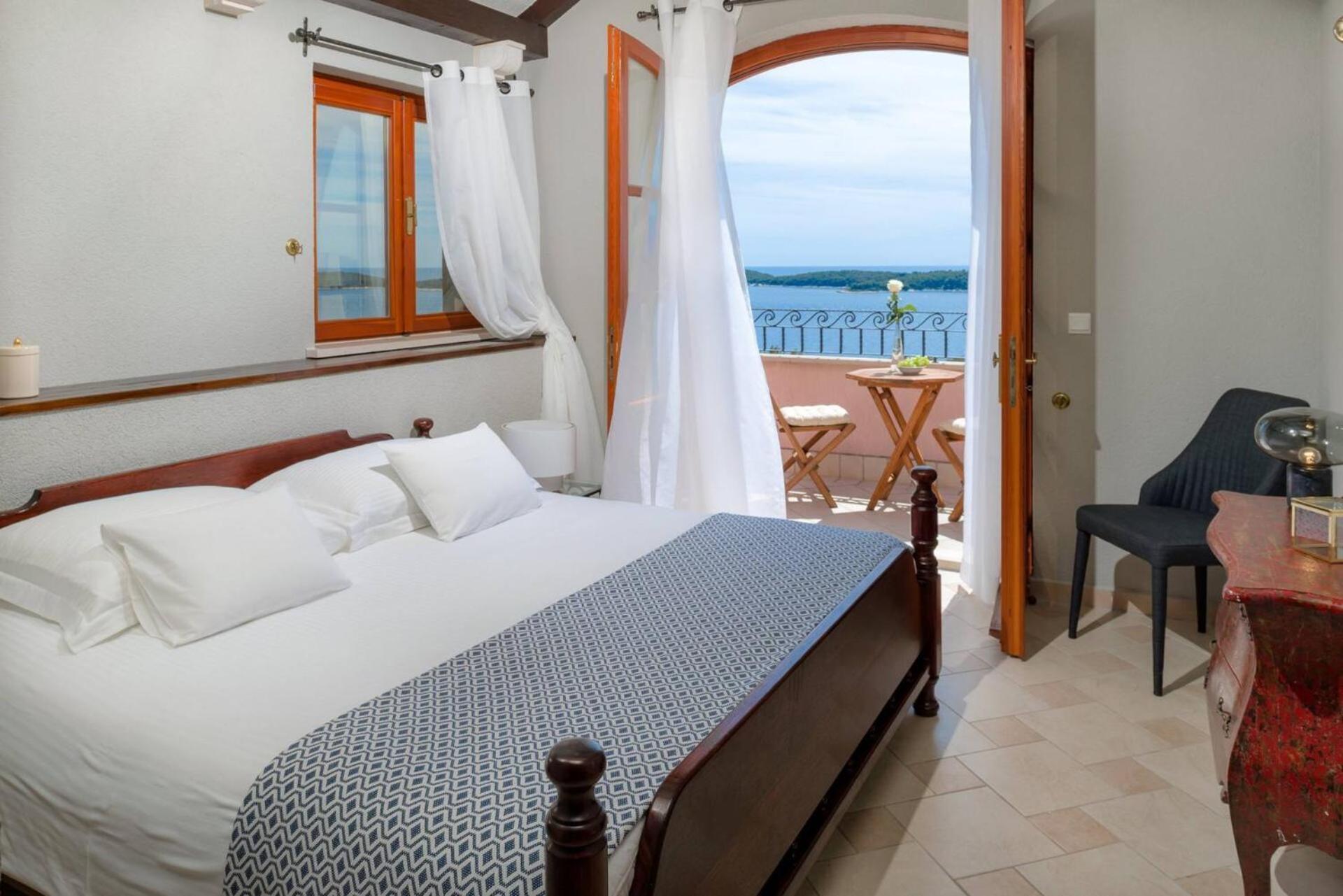 Silversea In Hvar Infinity Heated Pool Villa Hvar Town